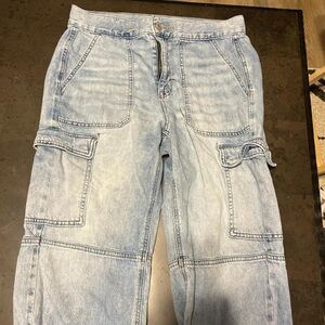 American eagle cargos